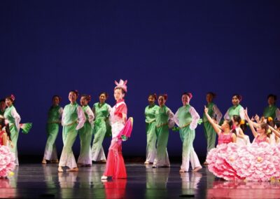 Clear Lake Chinese Church Dance Team and Golden Moon Art School